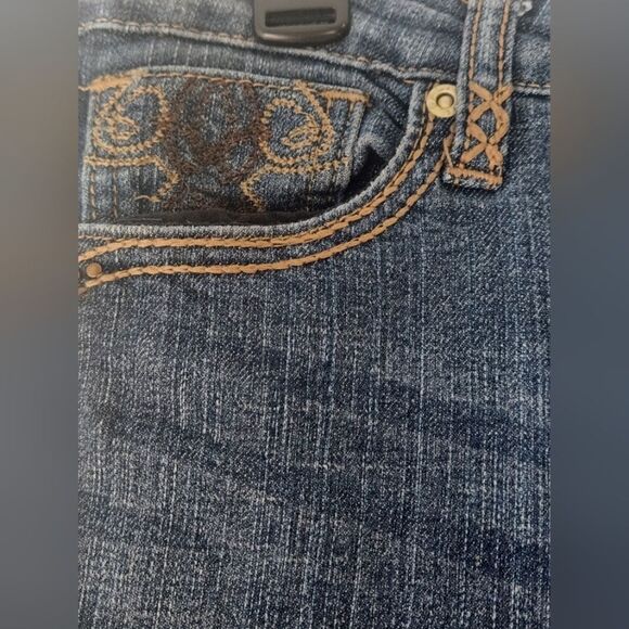 Salt Works Embellished Flap women 8 x 32" Bootcut Dark Blue Med Rise Denim Jeans - Picture 7 of 7